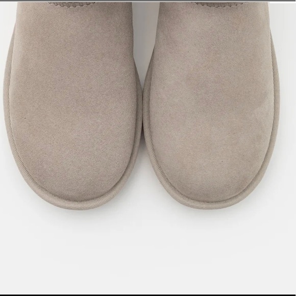 UGG Classic Mini II Metallic - Picture 5 of 10